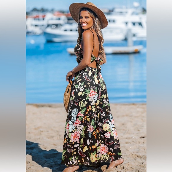 Tropical Flowers Keyhole Maxi Dress - Picture 3 of 4